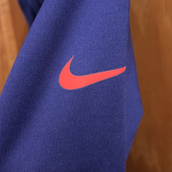 Nike Pro Dri Fit half zip - Picture 6 of 6